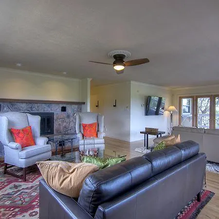 Holiday home Casa Sebastian Five-bedroom Holiday Santa Fe